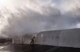 California Facing Severe Weather Conditions, With More Flooding Heading for It